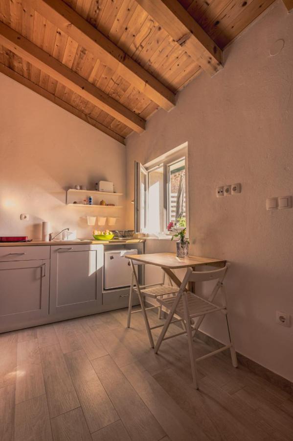 Old stone apartment Luka Zadar Buitenkant foto