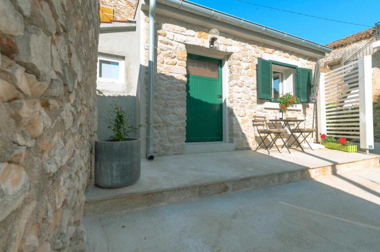 Old stone apartment Luka Zadar Buitenkant foto
