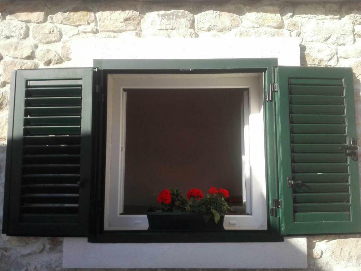 Old stone apartment Luka Zadar Buitenkant foto